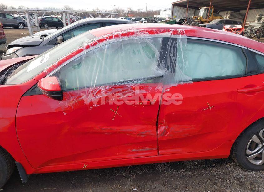 Photo 14 of 2018 Honda Civic LX (VIN 2HGFC2F55JH551880)