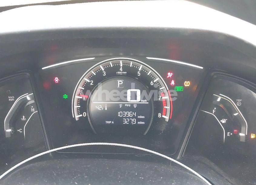 Photo 7 of 2018 Honda Civic LX (VIN 2HGFC2F55JH551880)