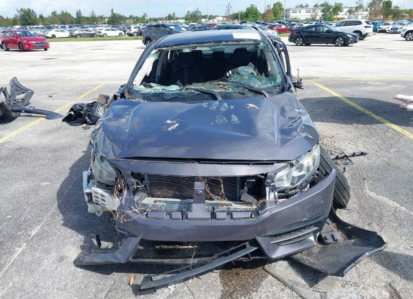 Photo 12 of 2018 Honda Civic LX (VIN 2HGFC2F55JH563821)