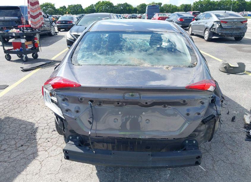 Photo 16 of 2018 Honda Civic LX (VIN 2HGFC2F55JH563821)