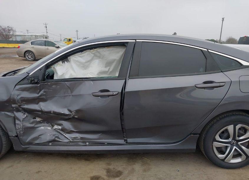 Photo 14 of 2018 Honda Civic LX (VIN 2HGFC2F55JH565164)