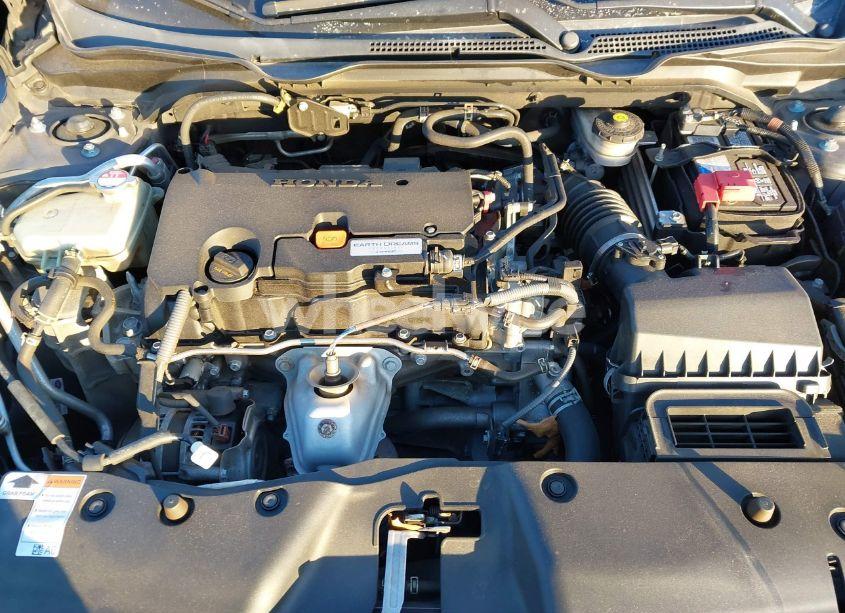 Photo 10 of 2018 Honda Civic LX (VIN 2HGFC2F55JH571272)