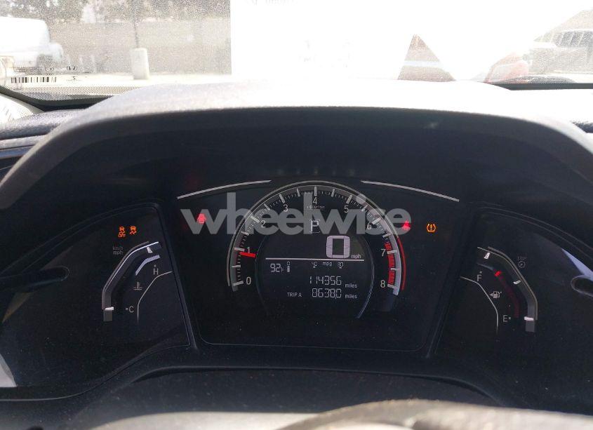 Photo 7 of 2018 Honda Civic LX (VIN 2HGFC2F55JH578917)