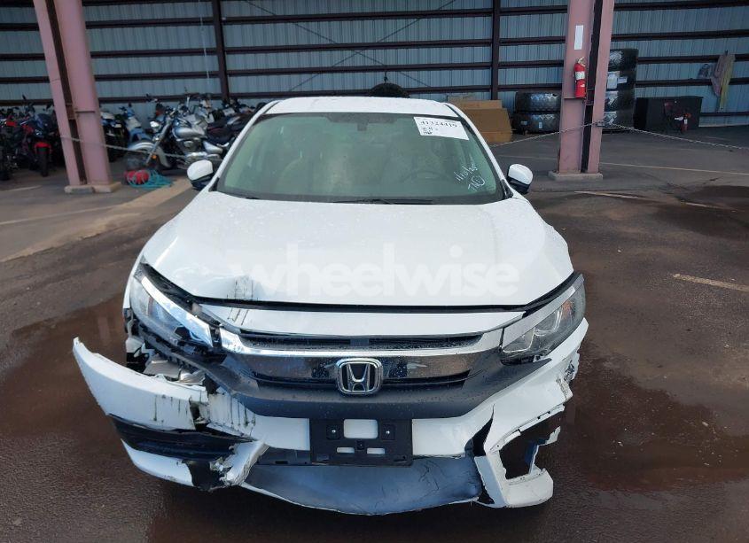 Photo 13 of 2018 Honda Civic LX (VIN 2HGFC2F55JH587147)