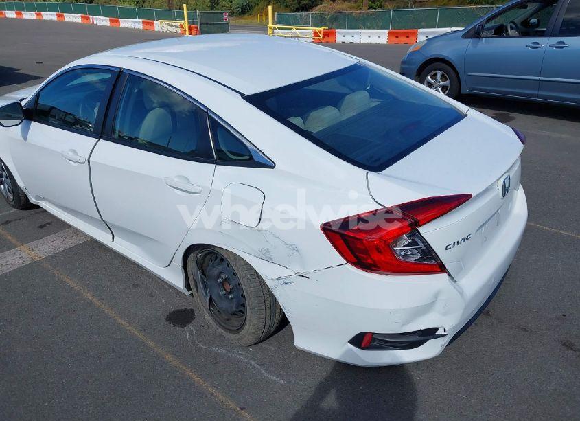 Photo 18 of 2018 Honda Civic LX (VIN 2HGFC2F55JH587147)