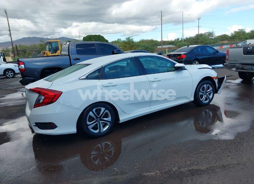 Photo 4 of 2018 Honda Civic LX (VIN 2HGFC2F55JH587147)