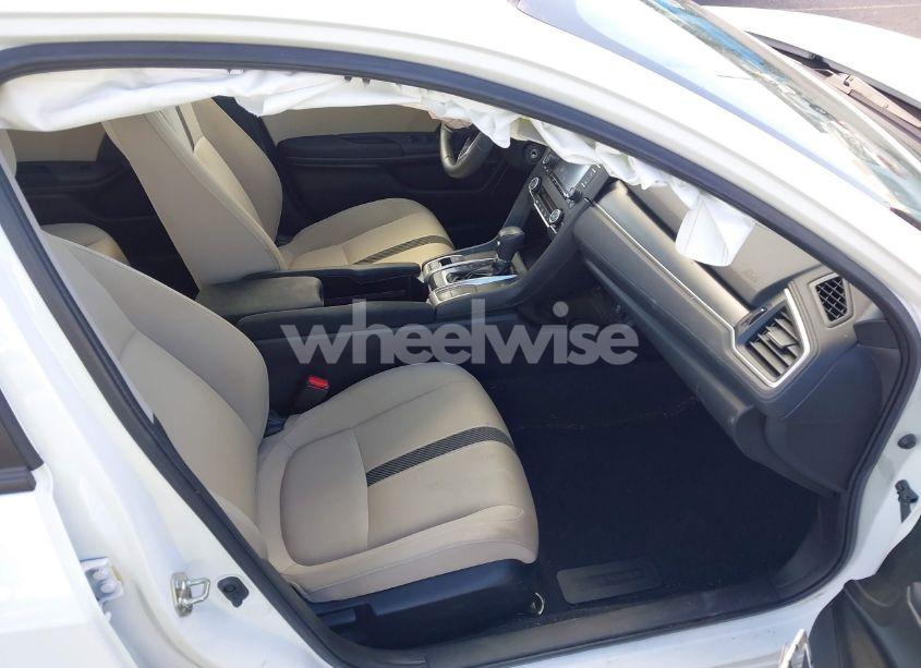 Photo 5 of 2018 Honda Civic LX (VIN 2HGFC2F55JH587147)