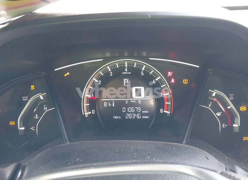 Photo 7 of 2018 Honda Civic LX (VIN 2HGFC2F55JH587147)