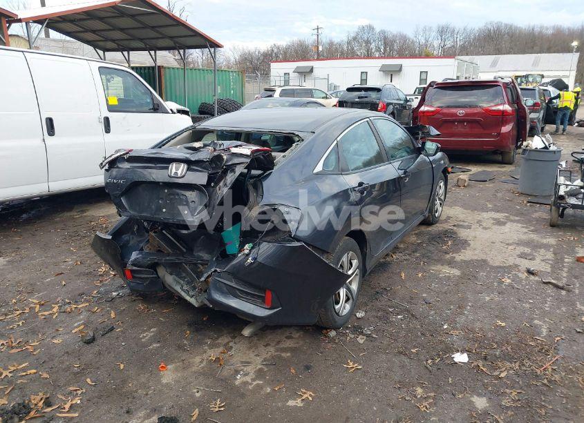 Photo 4 of 2018 Honda Civic LX (VIN 2HGFC2F55JH590422)