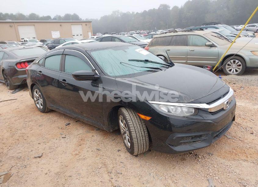 2018 Honda Civic LX (VIN 2HGFC2F55JH595412) main photo