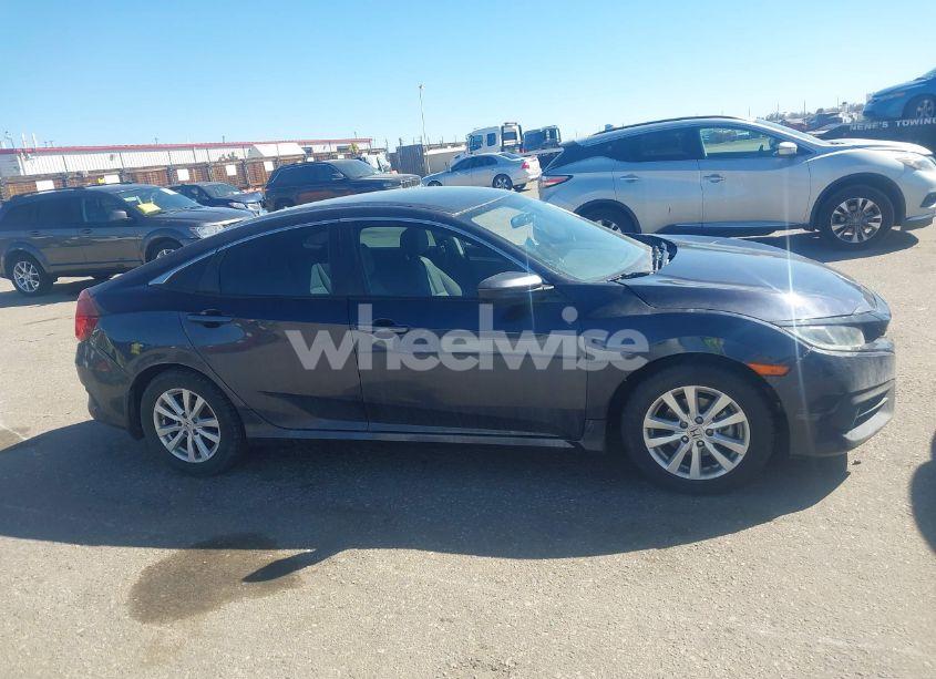 Photo 13 of 2018 Honda Civic LX (VIN 2HGFC2F55JH607350)