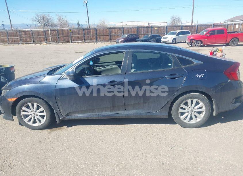 Photo 14 of 2018 Honda Civic LX (VIN 2HGFC2F55JH607350)