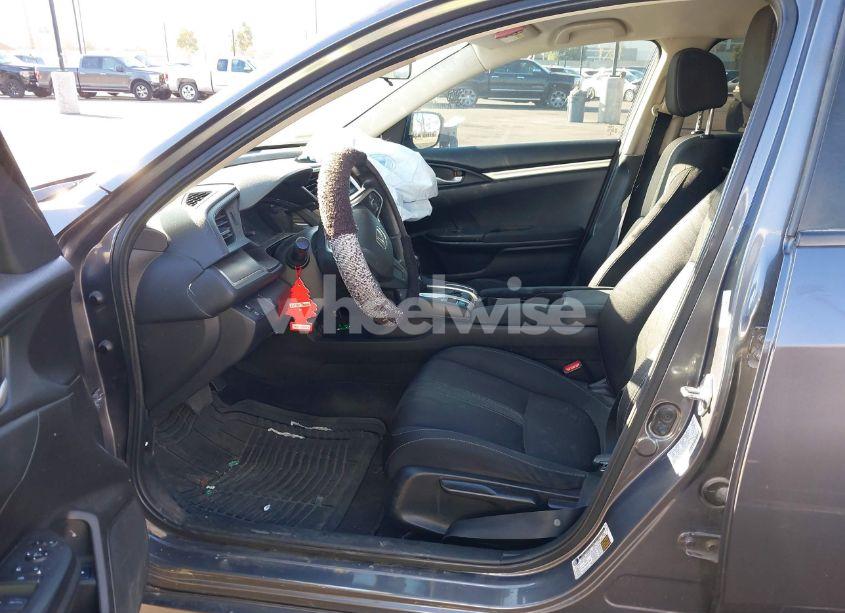 Photo 5 of 2018 Honda Civic LX (VIN 2HGFC2F55JH609423)