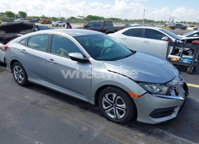 2016 Honda Civic LX (VIN 2HGFC2F56GH559625) main photo