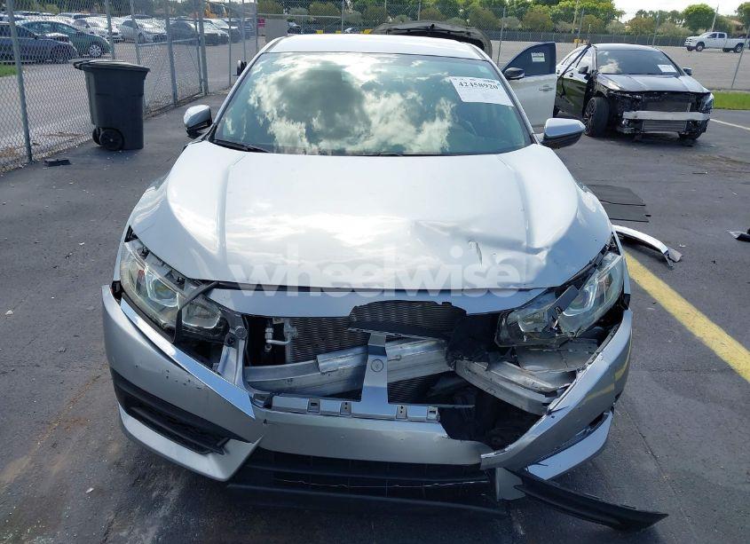 Photo 13 of 2016 Honda Civic LX (VIN 2HGFC2F56GH559625)