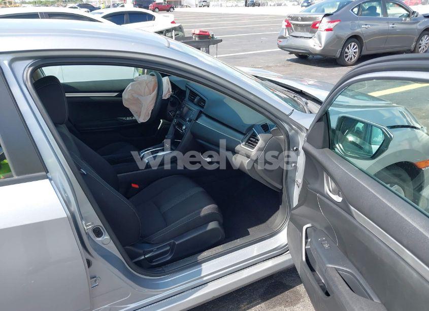 Photo 5 of 2016 Honda Civic LX (VIN 2HGFC2F56GH559625)