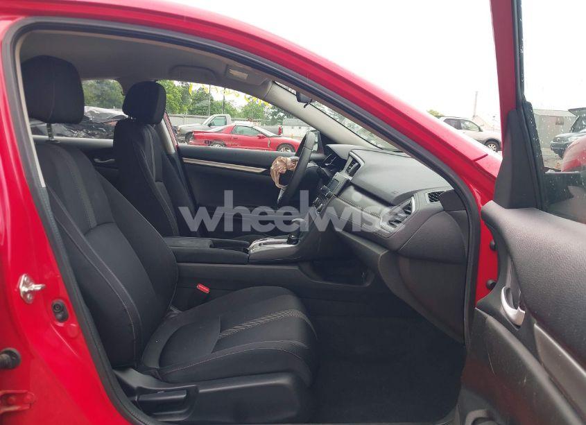 Photo 5 of 2017 Honda Civic LX (VIN 2HGFC2F56HH502830)