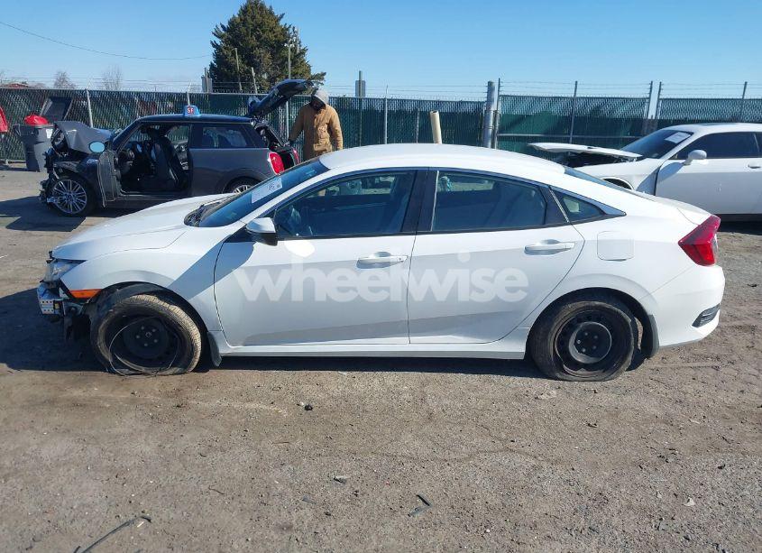 Photo 14 of 2017 Honda Civic LX (VIN 2HGFC2F56HH510779)