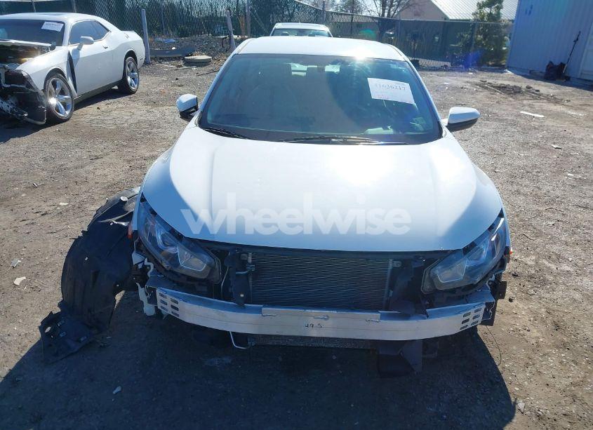 Photo 6 of 2017 Honda Civic LX (VIN 2HGFC2F56HH510779)