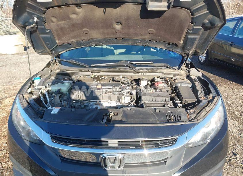 Photo 10 of 2017 Honda Civic LX (VIN 2HGFC2F56HH560873)