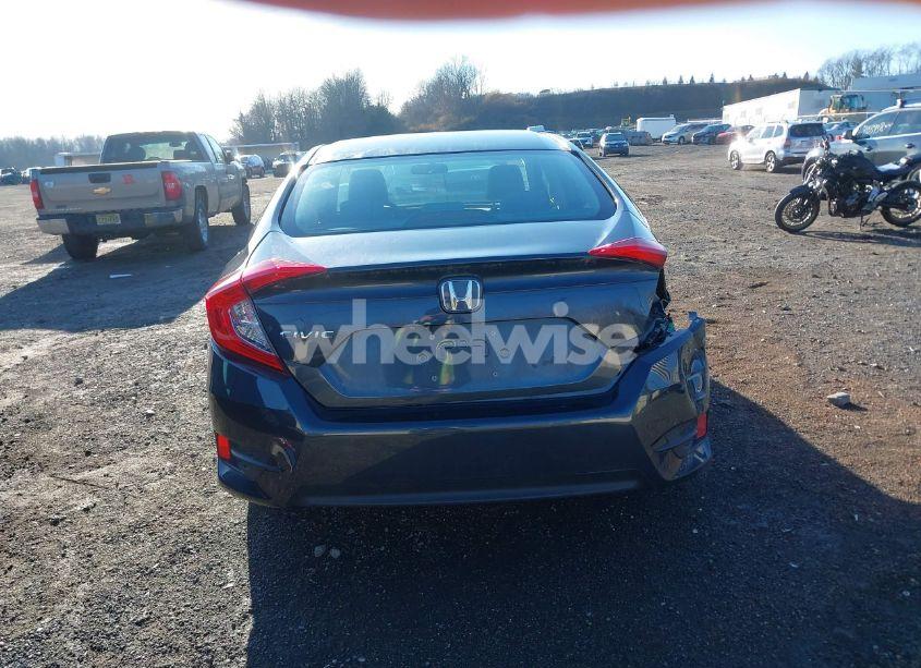 Photo 17 of 2017 Honda Civic LX (VIN 2HGFC2F56HH560873)