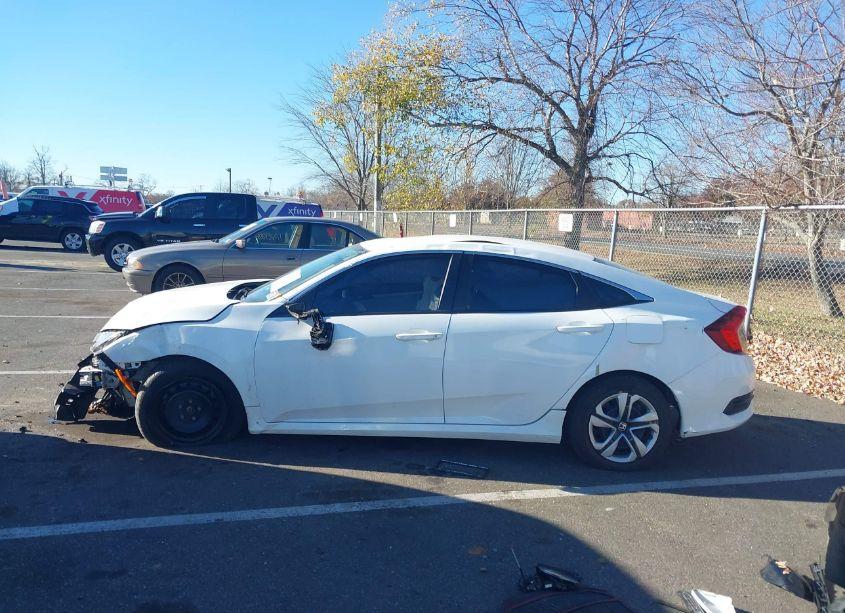Photo 14 of 2017 Honda Civic LX (VIN 2HGFC2F56HH562218)