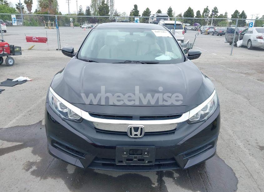 Photo 12 of 2018 Honda Civic LX (VIN 2HGFC2F56JH509525)