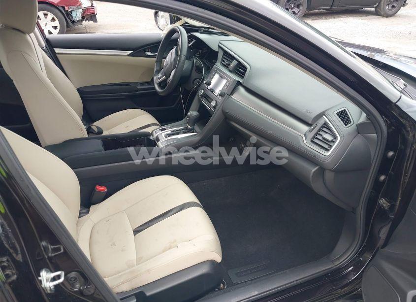 Photo 5 of 2018 Honda Civic LX (VIN 2HGFC2F56JH509525)