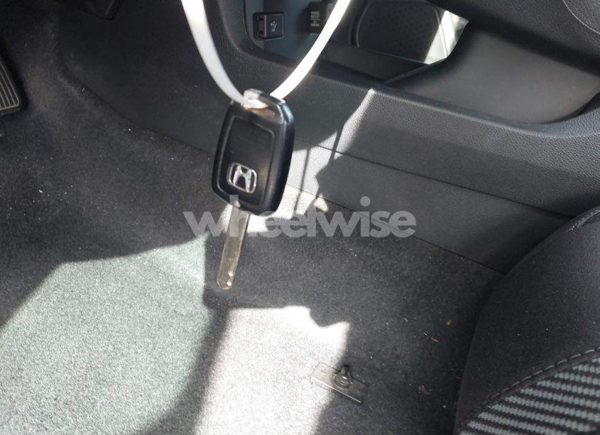 Photo 11 of 2018 Honda Civic LX (VIN 2HGFC2F56JH527216)