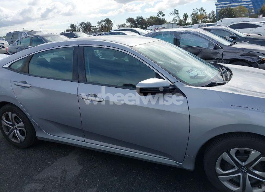 Photo 13 of 2018 Honda Civic LX (VIN 2HGFC2F56JH527216)