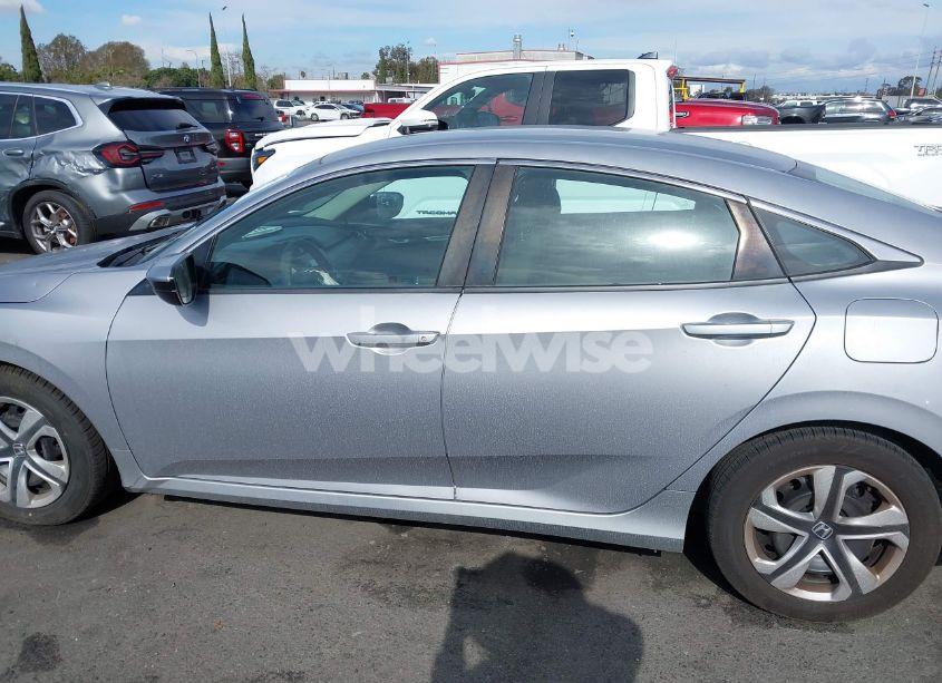 Photo 14 of 2018 Honda Civic LX (VIN 2HGFC2F56JH527216)