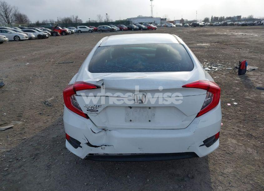 Photo 17 of 2018 Honda Civic LX (VIN 2HGFC2F56JH533615)