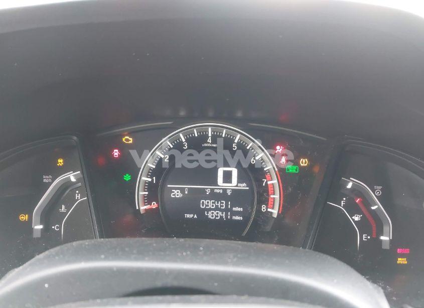 Photo 7 of 2018 Honda Civic LX (VIN 2HGFC2F56JH533615)