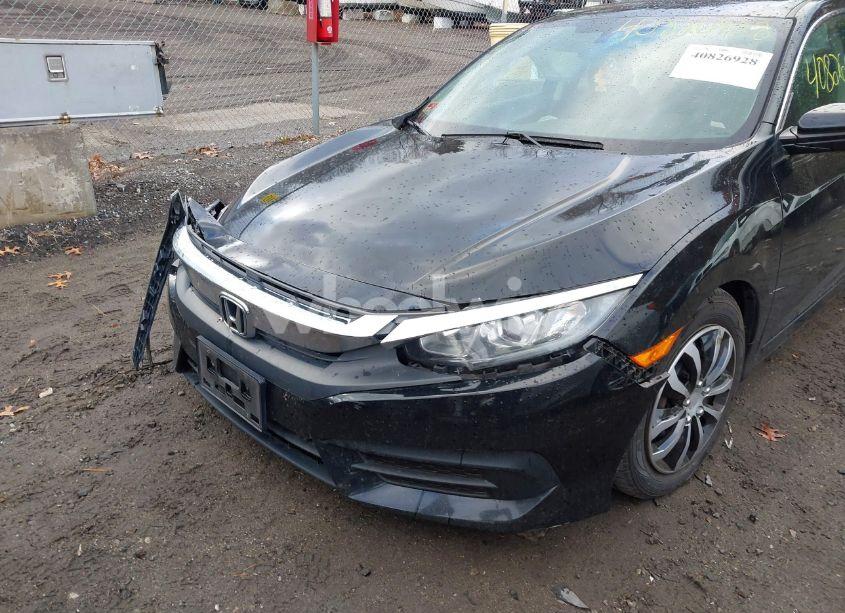 Photo 6 of 2018 Honda Civic LX (VIN 2HGFC2F56JH546039)