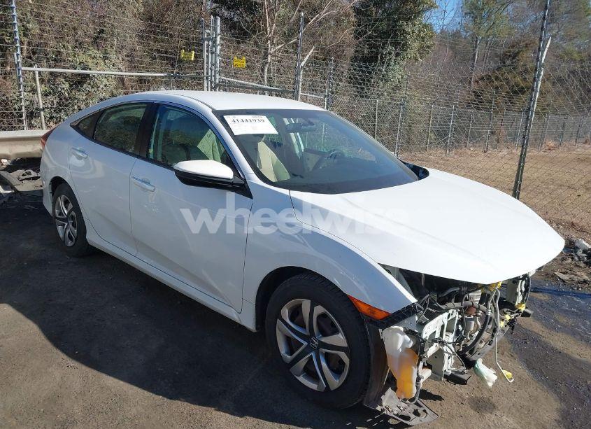2018 Honda Civic LX (VIN 2HGFC2F56JH553637) main photo
