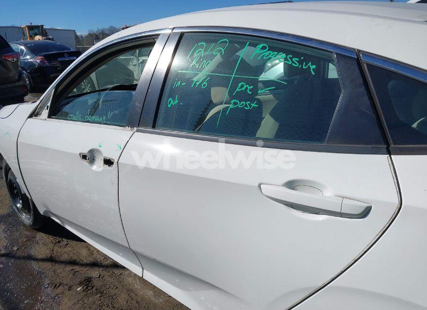 Photo 15 of 2018 Honda Civic LX (VIN 2HGFC2F56JH553637)