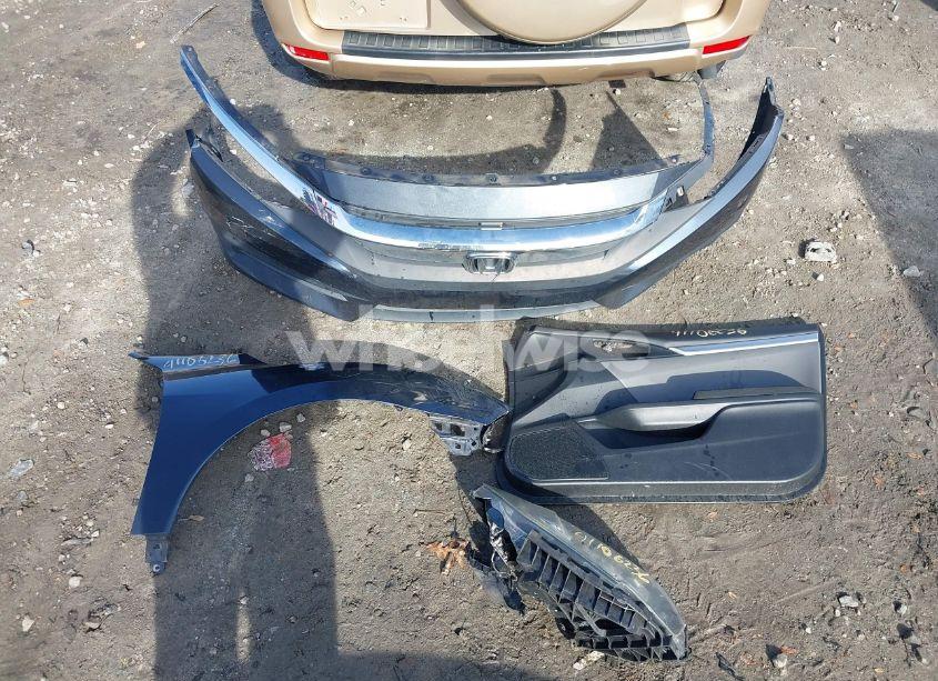 Photo 12 of 2018 Honda Civic LX (VIN 2HGFC2F56JH579025)