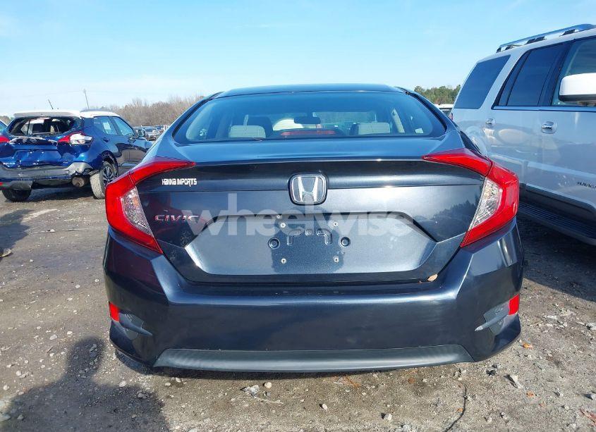 Photo 17 of 2018 Honda Civic LX (VIN 2HGFC2F56JH579025)