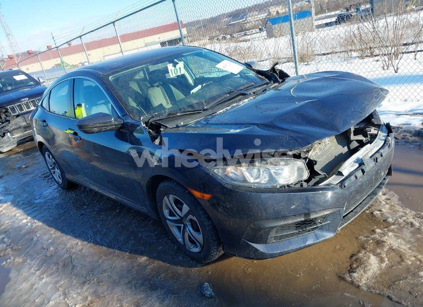 2018 Honda Civic LX (VIN 2HGFC2F56JH584970) main photo