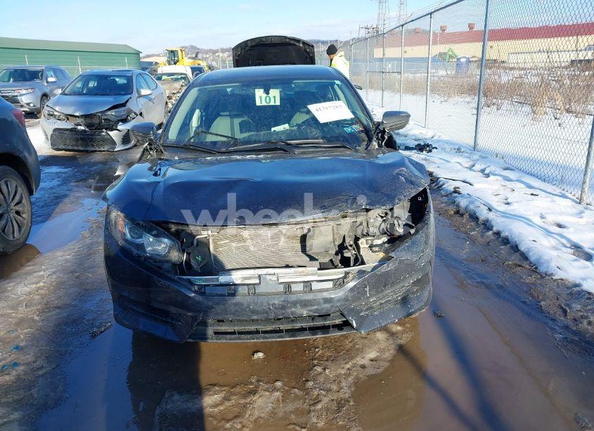 Photo 12 of 2018 Honda Civic LX (VIN 2HGFC2F56JH584970)