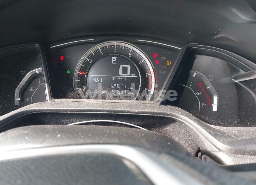 Photo 7 of 2018 Honda Civic LX (VIN 2HGFC2F56JH586735)