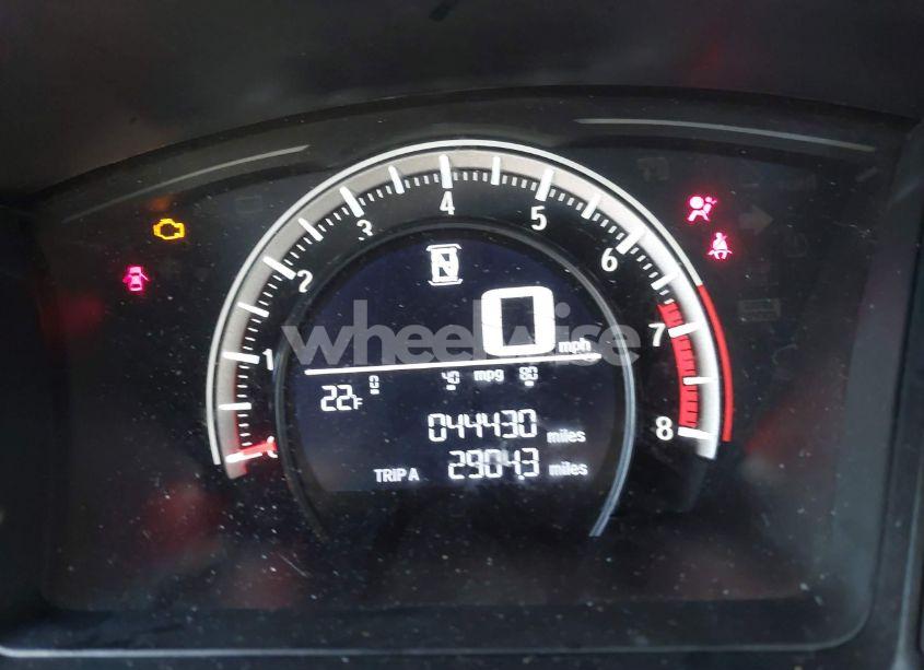 Photo 15 of 2018 Honda Civic LX (VIN 2HGFC2F56JH587657)