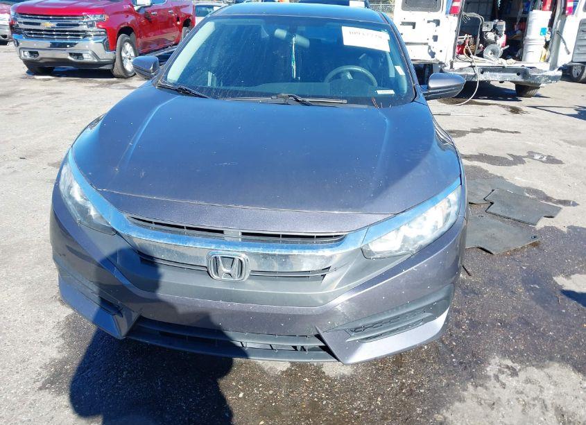 Photo 11 of 2018 Honda Civic LX (VIN 2HGFC2F56JH602884)
