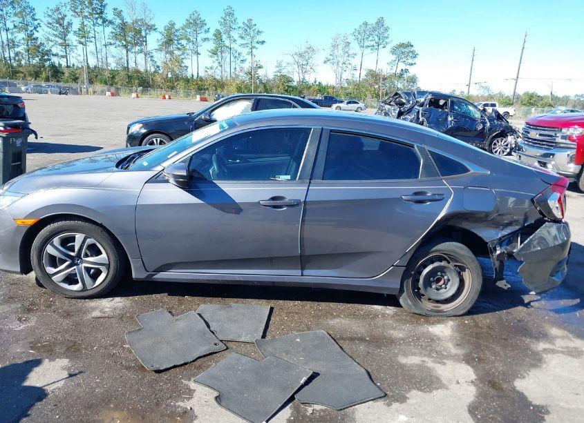 Photo 13 of 2018 Honda Civic LX (VIN 2HGFC2F56JH602884)