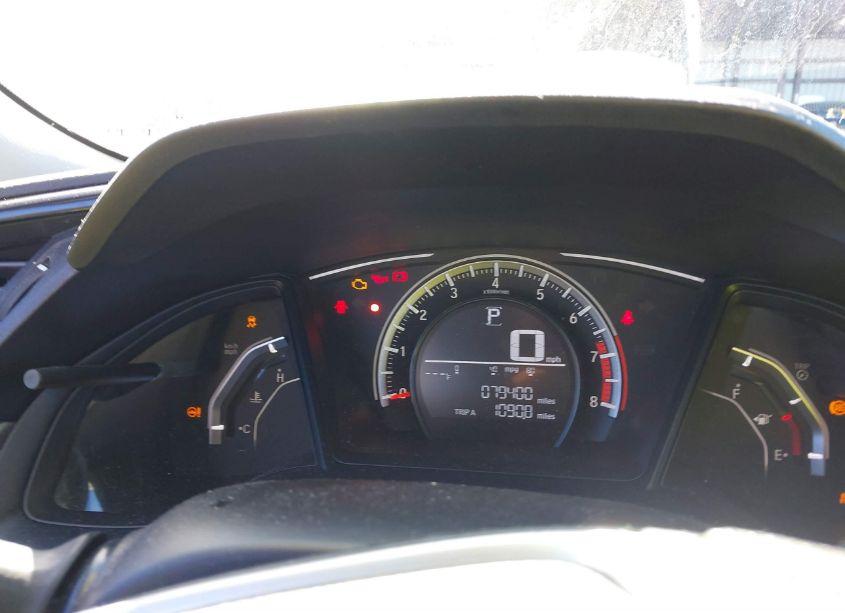 Photo 7 of 2018 Honda Civic LX (VIN 2HGFC2F56JH602884)