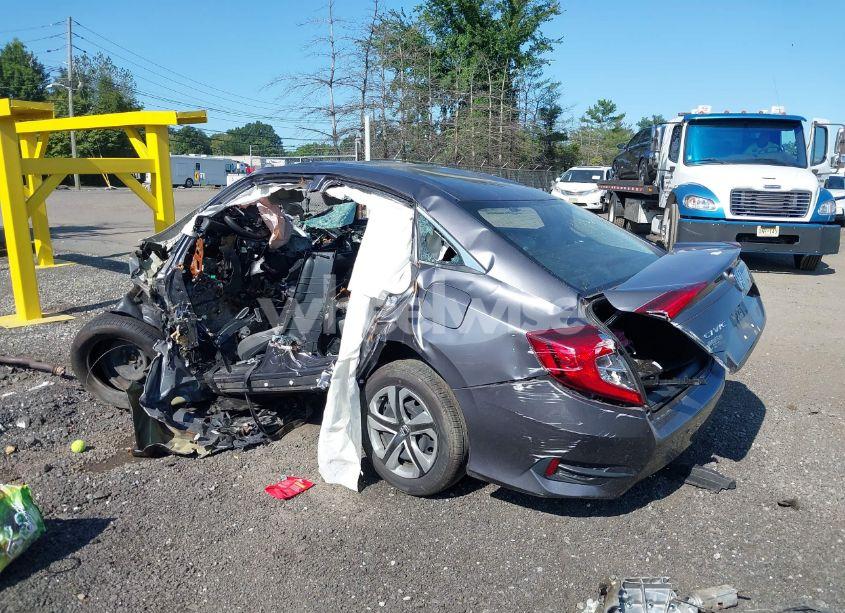 Photo 3 of 2018 Honda Civic LX (VIN 2HGFC2F56JH610712)