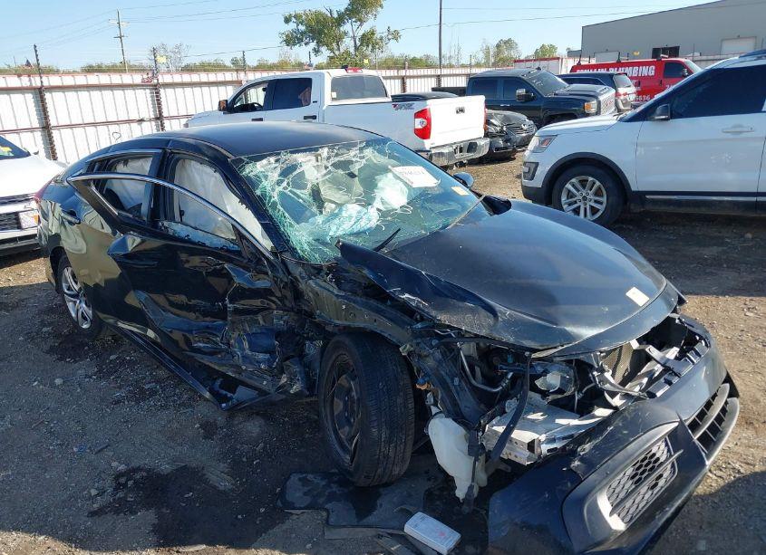 2016 Honda Civic LX (VIN 2HGFC2F57GH512636) main photo
