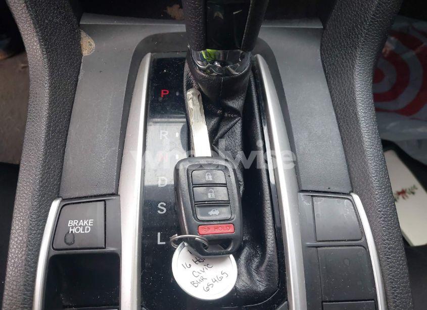 Photo 11 of 2016 Honda Civic LX (VIN 2HGFC2F57GH565465)