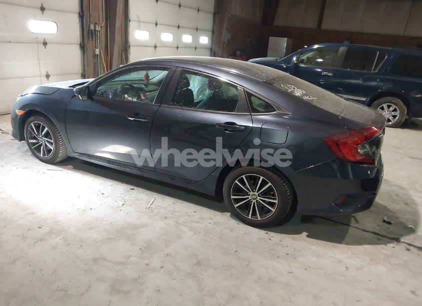 Photo 3 of 2017 Honda Civic LX (VIN 2HGFC2F57HH531768)