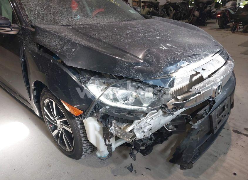 Photo 6 of 2017 Honda Civic LX (VIN 2HGFC2F57HH531768)